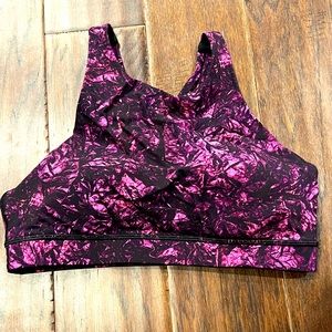 Lululemon Energy Bra High-Neck
*Medium Support, size 8